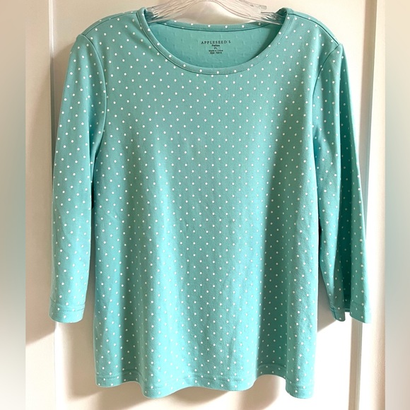 Appleseeds 3/4 Sleeve Polka Dot Top  PL - Picture 2 of 9